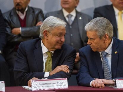 López Obrador y Carlos Aceves del Olmo, líder de la CTM.