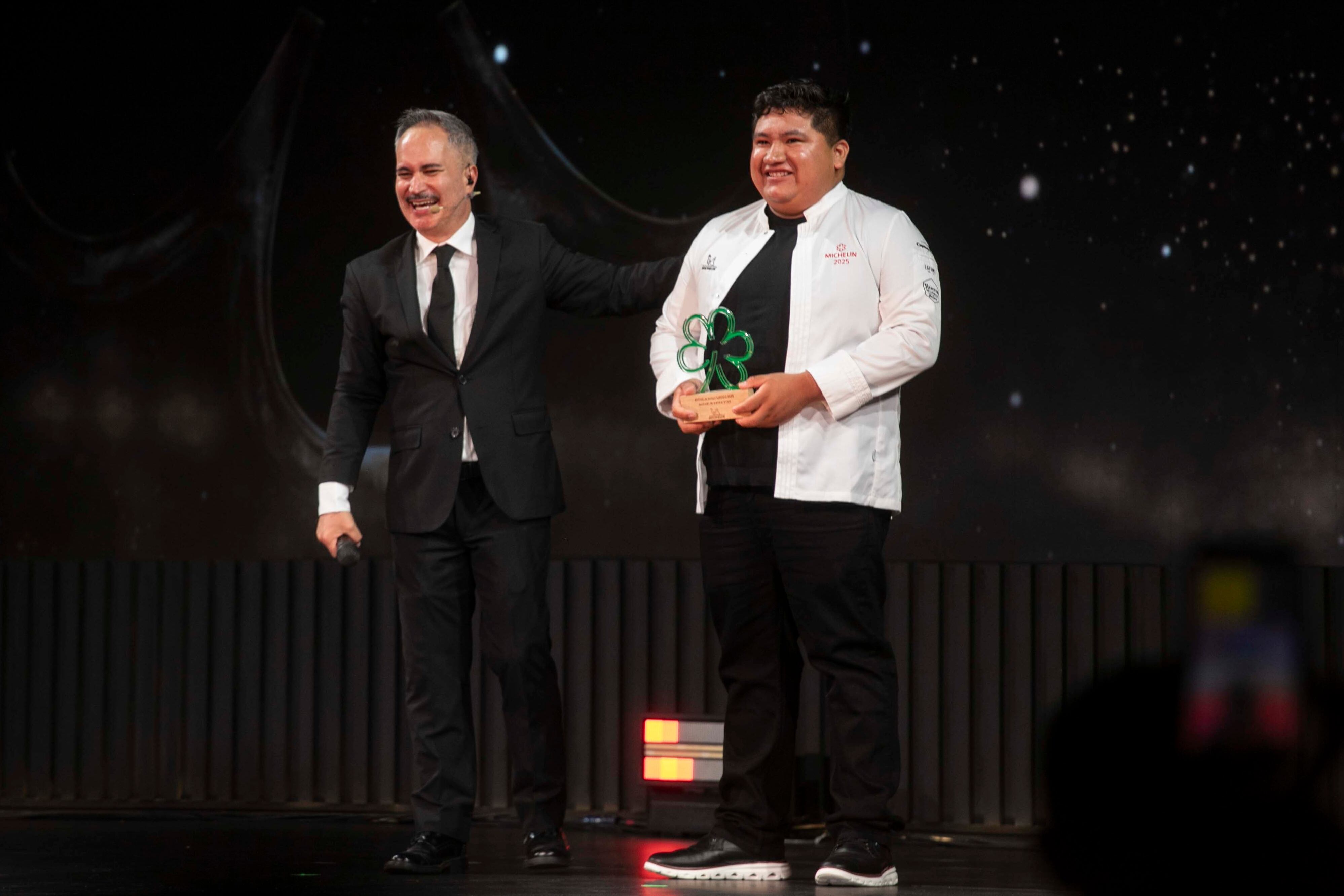Primer estrella Michelin al chef Eduardo Zaragoza de Olivea Farm to table en la ceremonia Guía Michelin, en Ciudad de México, el 3 junio del 2025.