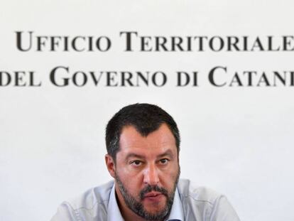 Matteo Salvini, el pasado 9 de julio, tras el cierre del mayor centro de acogida de migrantes y solicitantes de asilo en Europa, en Mineo, Sicilia.