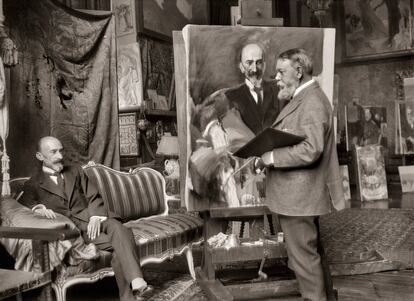 Sorolla pintando a Jacinto Benavente (1917). 
