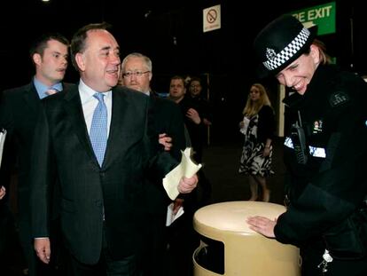El independentista escocés Alex Salmond, poco antes de conocer los resultados electorales.