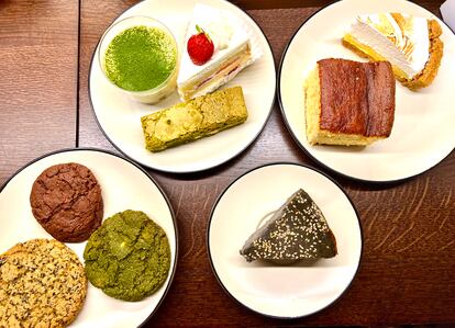 Un surtido de pasteles y dulces de Casa Hanaka.