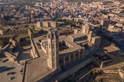 Vista aérea de la catedral vieja de Lleida.