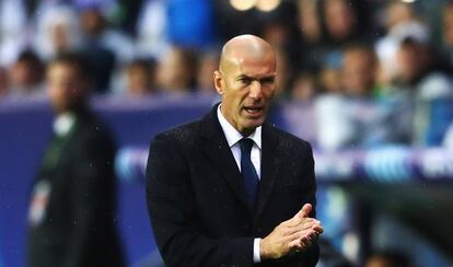 Zinedine Zidane, durante la Supercopa de Europa contra el Sevilla. 