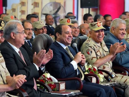 El presidente Abdelfat&aacute; al Sisi interviene en un acto, este martes en El Cairo 