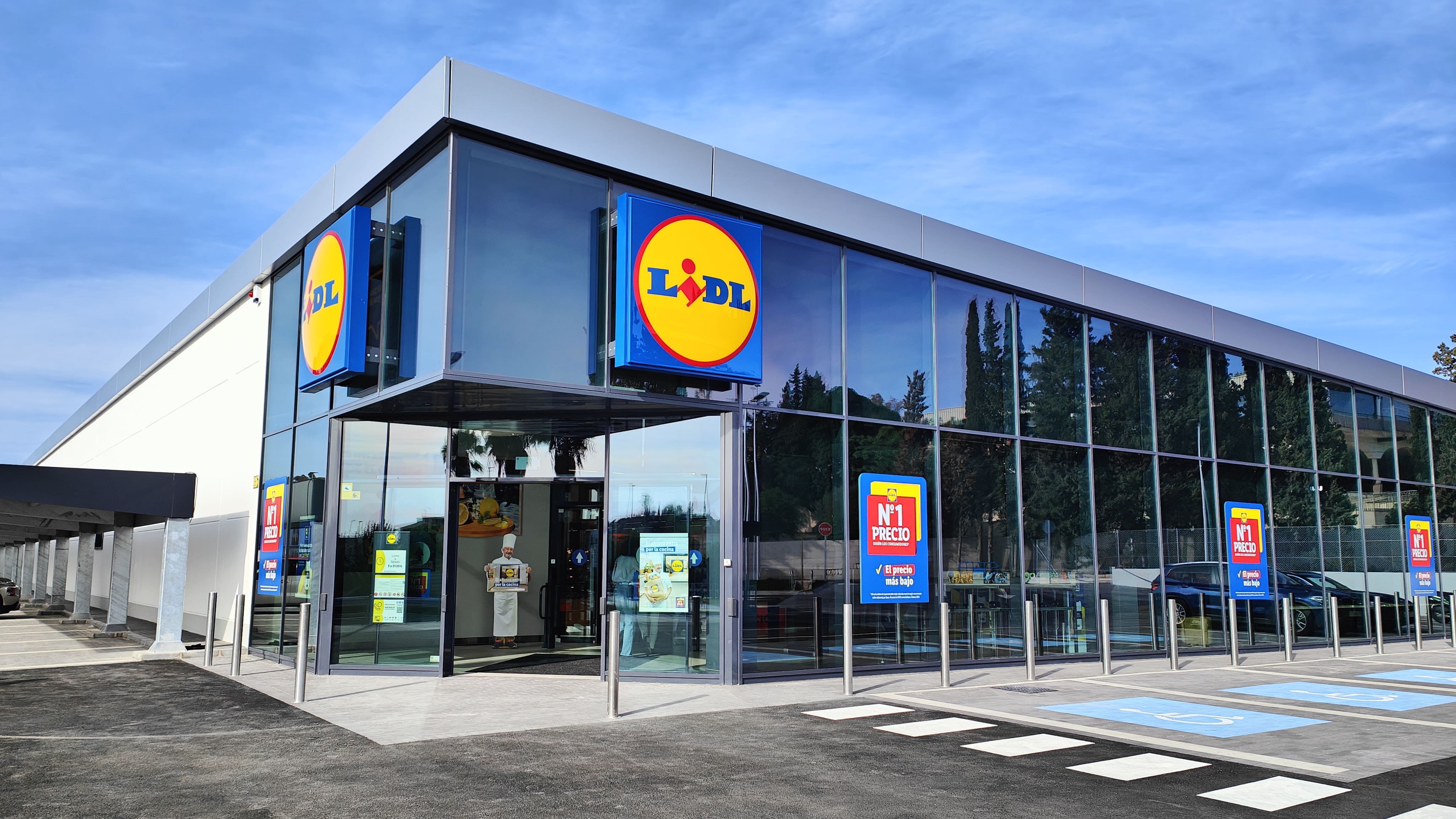 Lidl pasa al ataque en España: acelera el ritmo de aperturas y prevé 50 nuevas tiendas en 2025