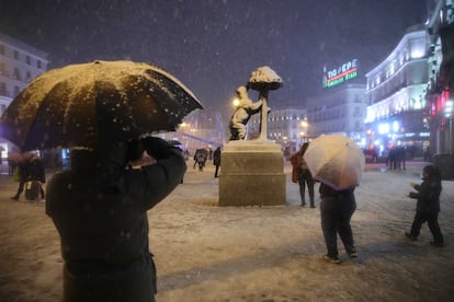 La nieve en la Puerta del Sol.