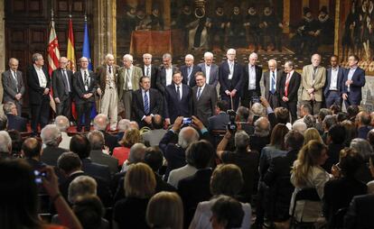 Los premios Nobel, con el profesor Santiago Grisolía, el empresario Vicente Boluda, el presidente valenciano Ximo Puig y el miembro de la fundación Javier Quesada.