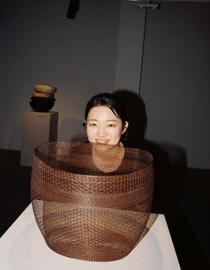 Dahye Yeong, ganadora del Craft Pri<e con su obra 'A Time of Sincerity'.