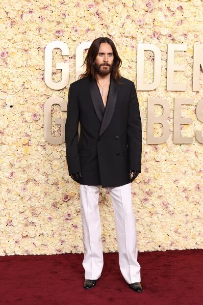 Jared Leto, de Gucci, entregó uno de los galardones de la noche.