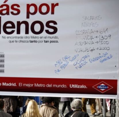 Otra pintada, en la que se acusa a 'Esperanza Horrible' de "ocultar datos".