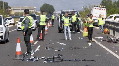 El accidente de Oliva, donde murieron tres ciclistas atropellados. 