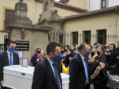 Funeral de Erika Yunga, la niña asesinada en Oviedo por Igor Postolache, en 2022.