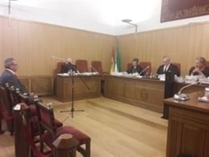 Juicio en la Audiencia de Granada contra el coronel acusado de narcotráfico, en julio de 2019.