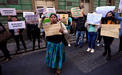 Protestas en La Paz (Bolivia) tras estallar el escándalo de pederastia en la Compañía de Jesús