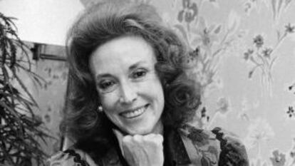 Helen Gurley Brown posa durante una entrevista en 1982.