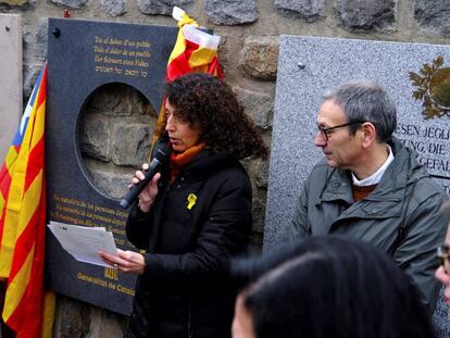 La directora general de Memoria Democrática de la Generalitat, Gemma Domènech, durante su discurso este domingo en un homenaje de la Generalitat en Mauthausen.