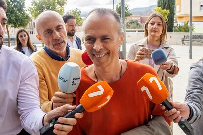 El líder espiritual de la fundación, J. M. C., este miércoles a su llegada a los juzgados de Cieza. EFE/Marcial Guillén