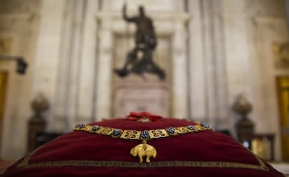 Detalle del Toisón de Oro.