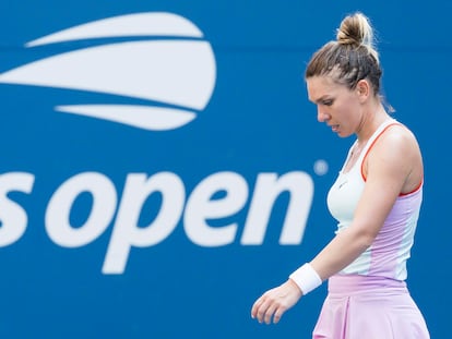 Simona Halep durante su único partido en el US Open de 2022.