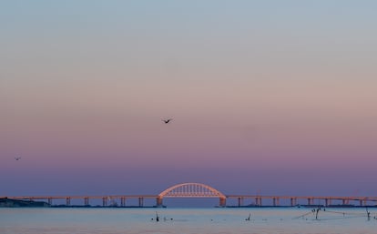 Vista del puente en Crimea.