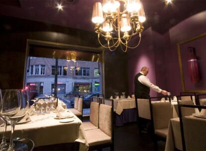 Comedor del restaurante La Penela, en Madrid.