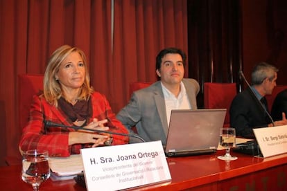 La vicepresidenta de la Generalitat Joana Ortega en el Parlament.