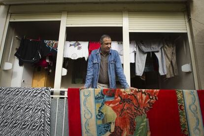 Mohammed Aziz, en su actual casa de Martorell.