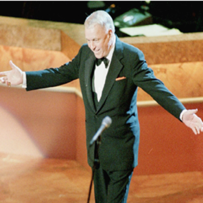 Frank Sinatra, en un homenaje antes de su fallecimiento en  mayo de 1998
