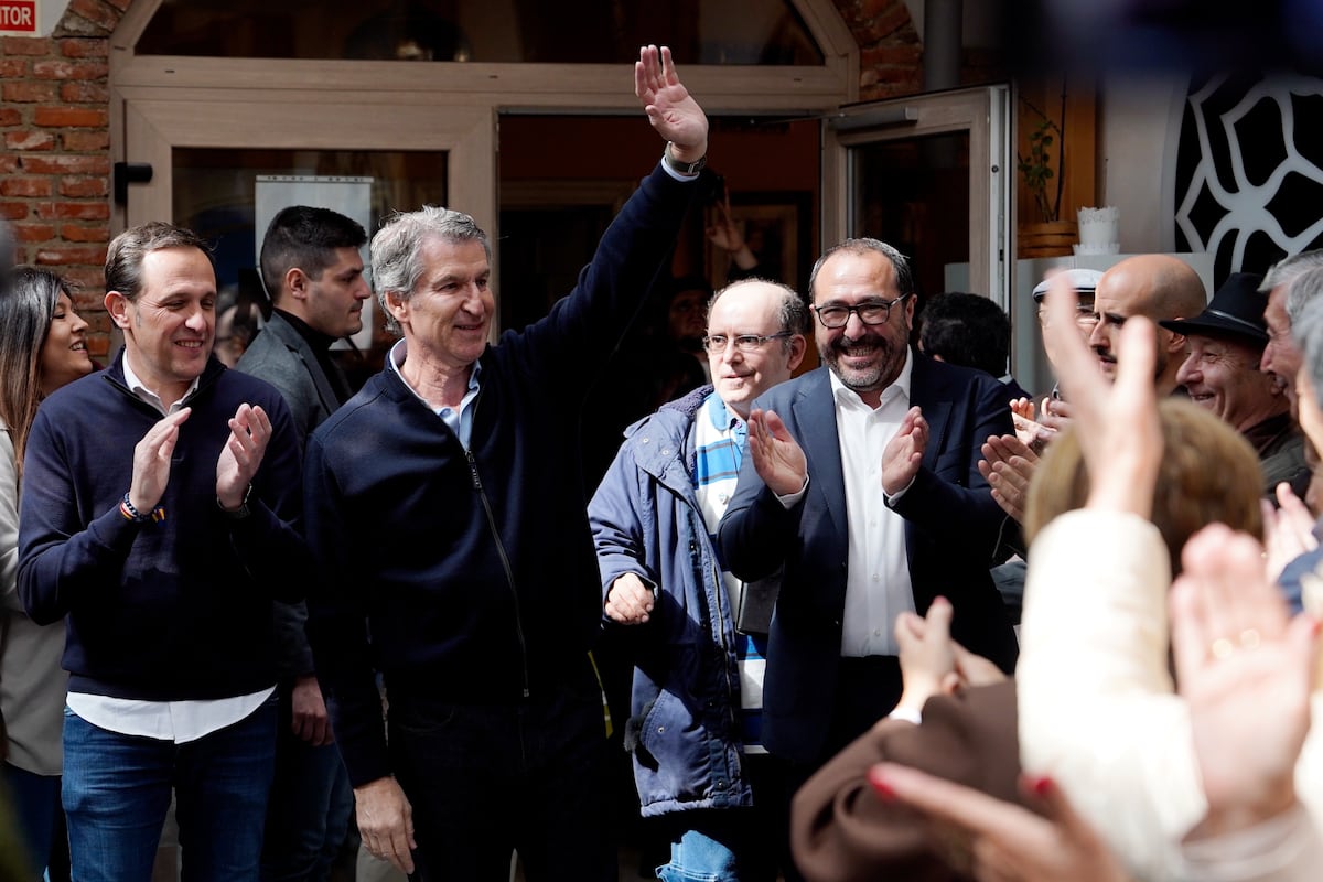 Feijóo revolts against Vox: “Governing is not giving lessons to everyone and not having solved a problem in your life” | Elections in Castilla y León Feijóo revolts against Vox: “Governing is not giving lessons to everyone and not having solved a problem in your life” | Elections in Castilla y León