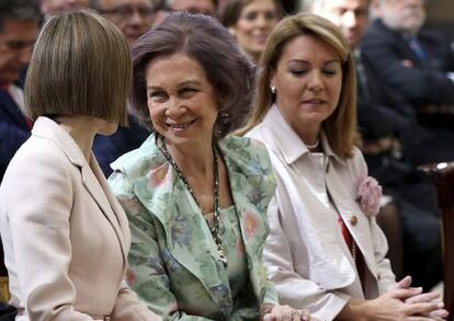 La reina Letizia y doña Sofía, durante la ceremonia.