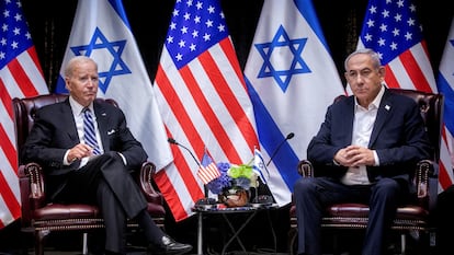 Joe Biden y Benjamin Netanyahu, durante una reunión en Tel Aviv en octubre de 2023.