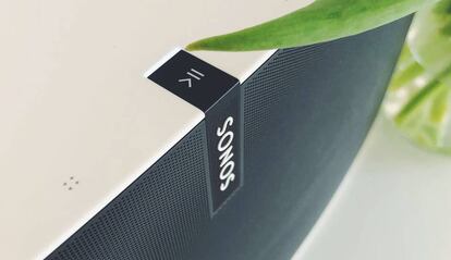 Barra de sonido Sonos.