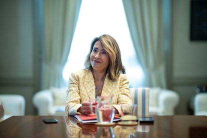 Raquel Sanchez, el pasado abril en la sede del Ministerio de Transportes en Madrid.