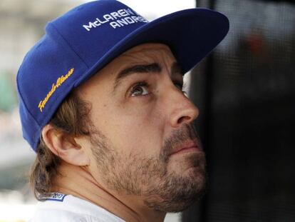 Alonso, en el puesto de McLaren-Honda-Andretti del circuito de Indianápolis.