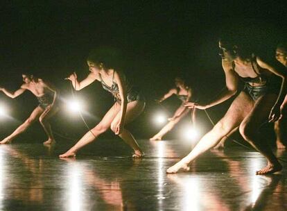 Imagen de <i>Heads or tales,</i> el espectáculo que presenta en el Albéniz la compañía Galili Dance.