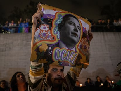 Activistas protestan en Ciudad de México tras el asesinato de Baena, el 13 de noviembre de 2023.