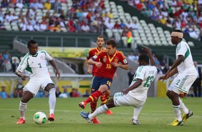 Jordi Alba marca el primer gol de España.