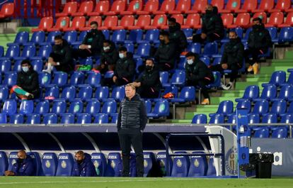 Ronald Koeman, entrenador del barça, en un momento del partido.