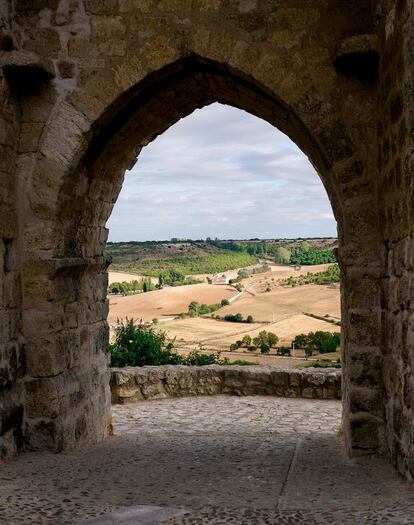 Panorámica de las inmediaciones de Urueña (Valladolid), que alberga la Fundación Joaquín Díaz.