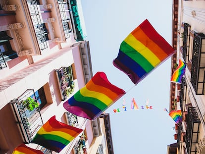 Banderas del Orgullo en Madrid.
