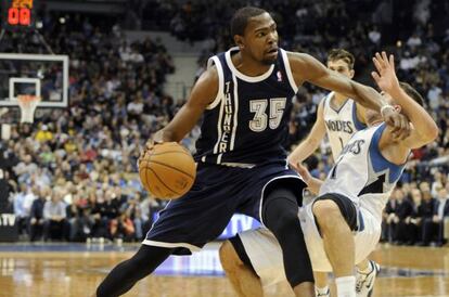 Kevin Durant en un momento del encuentro. / AP