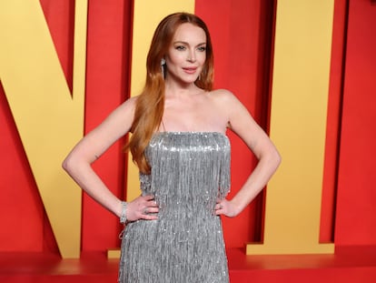 Lindsay Lohan en la fiesta de Vanity Fair de los Oscar 2024.
