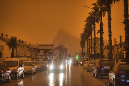 Calima en el Campo de Gibraltar, este jueves, 24 de marzo.