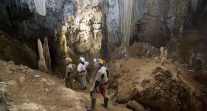 La sala de la Lanza, parte de las galerías Nuevas de la Cueva de Nerja.