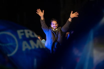 Gonzalo Winter durante su cierre de campaña, en Santiago, el 26 de junio.