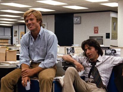 Robert Redford, a la izquierda, y Dustin Hoffman, en &#039;Todos los hombres del presidente&rsquo;.
 