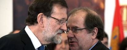 Rajoy (esquerra), amb el president de Castella i Lleó, Juan Vicente Herrera.