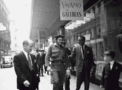 El Che pasea por Gran Vía