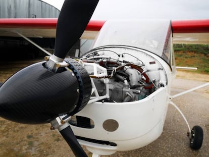 Avioneta con el motor híbrido instalado. 